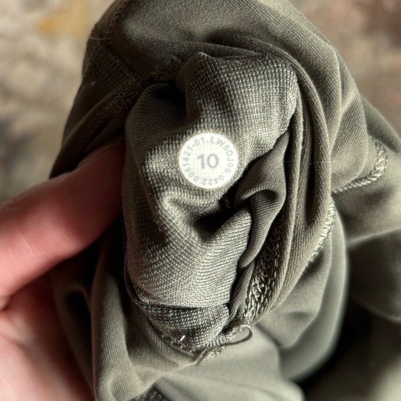 Lululemon Wunder Train leggings in green/sage sz 10 - Picture 2 of 2